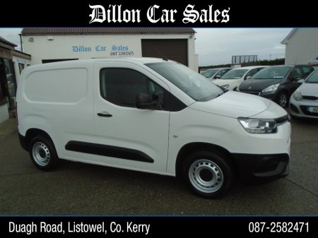 2022 Toyota Proace City - photo 2