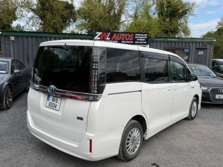 2016 Toyota Voxy - photo 8
