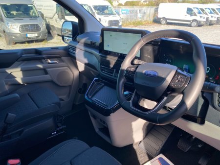 2026 Ford Transit Custom - photo 8