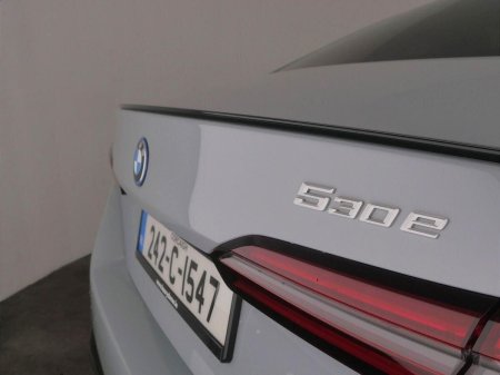 2024 BMW 5-Series - photo 25