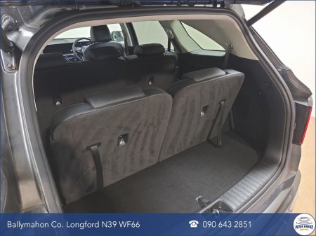 2025 Kia Sorento - photo 32