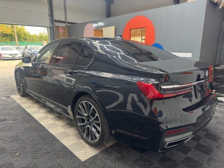 2021 BMW 7-Series - photo 5