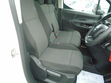 2022 Toyota Proace City - photo 12