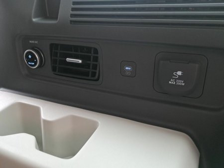 2027 Hyundai Santa Fe - photo 17