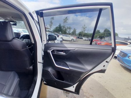 2021 Toyota RAV4 - photo 11