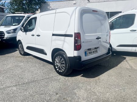 2022 Peugeot Partner - photo 17