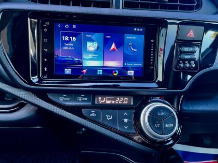 2017 Toyota Aqua - photo 27