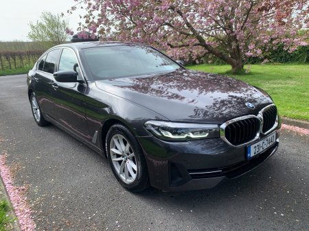 2023 BMW 5-Series - photo 10