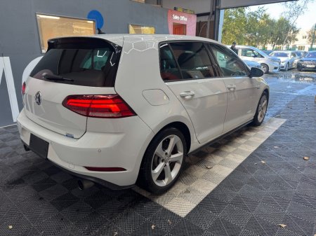 2017 Volkswagen Golf - photo 3