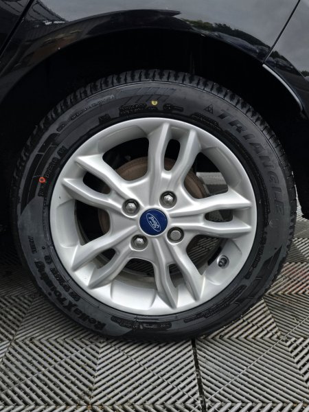 2017 Ford Fiesta - photo 9