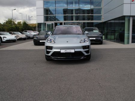 2026 Porsche Macan - photo 6