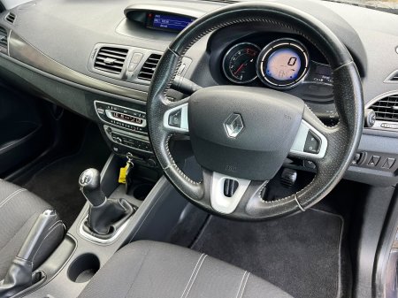 2013 Renault Fluence - photo 11