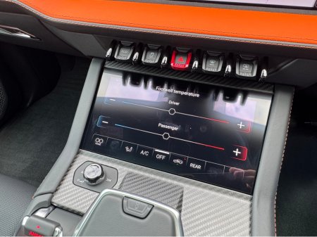 2025 Lamborghini Urus - photo 24