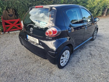 2010 Toyota Aygo - photo 2