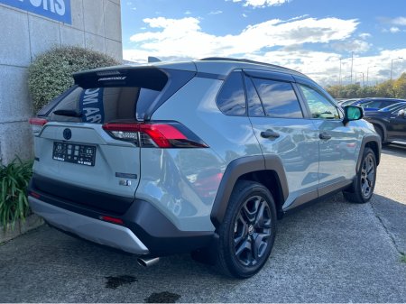 2022 Toyota RAV4 - photo 4