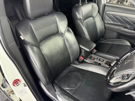 2019 Mitsubishi Outlander - photo 24