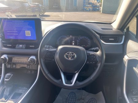 2023 Toyota RAV4 - photo 9