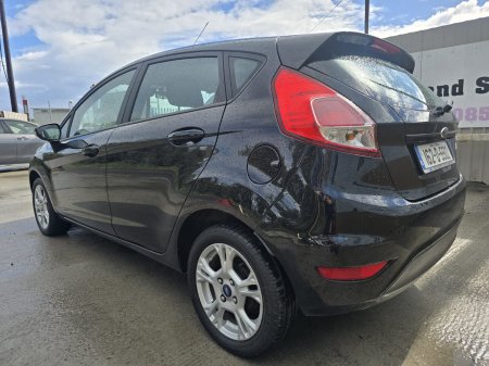 2016 Ford Fiesta - photo 5