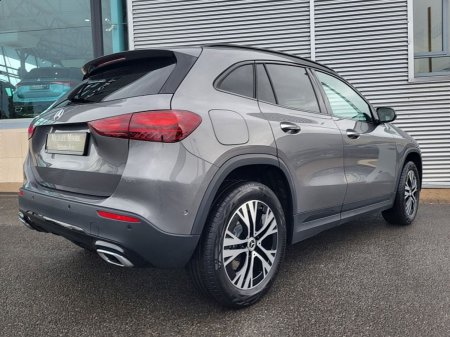 2027 Mercedes-Benz GLA - photo 9