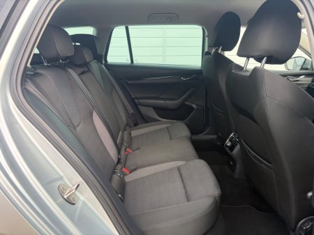 2021 Skoda Octavia - photo 6