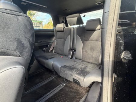 2023 Toyota Alphard - photo 25