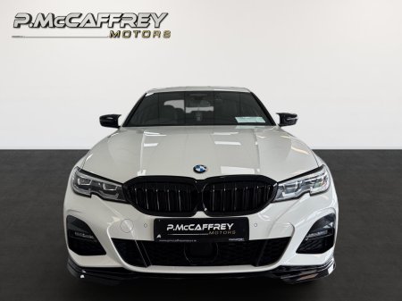 2022 BMW 3-Series - photo 2