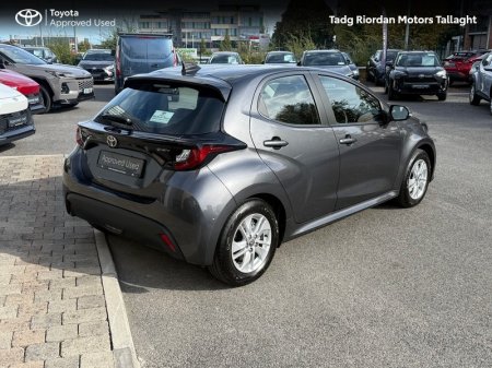 2026 Toyota Yaris - photo 2