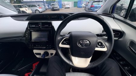 2016 Toyota Prius - photo 10