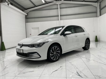 2023 Volkswagen Golf - photo 8