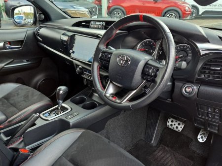 2023 Toyota Hilux - photo 9