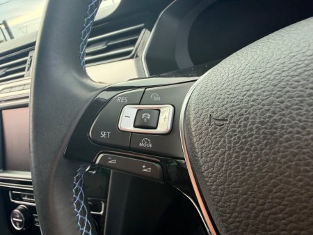 2016 Volkswagen Passat - photo 25
