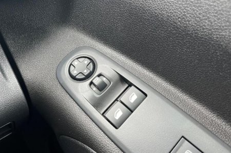 2025 Peugeot Partner - photo 17