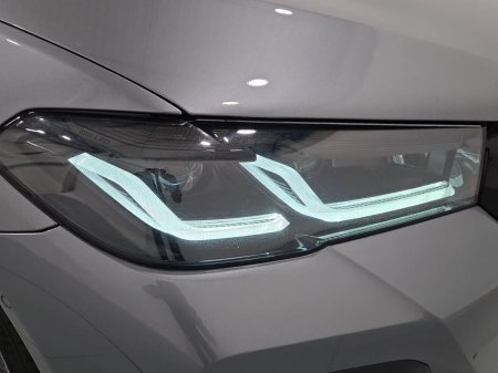2023 BMW 5-Series - photo 21