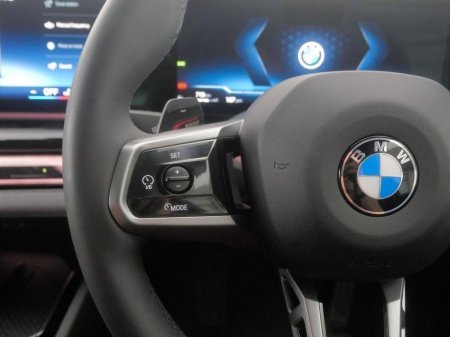 2025 BMW 5-Series - photo 17