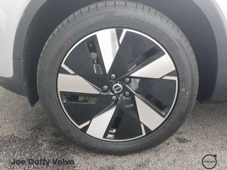 2024 Volvo XC40 - photo 12