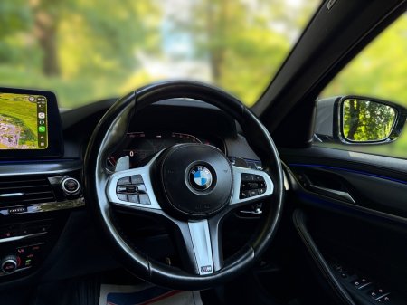 2021 BMW 5-Series - photo 12