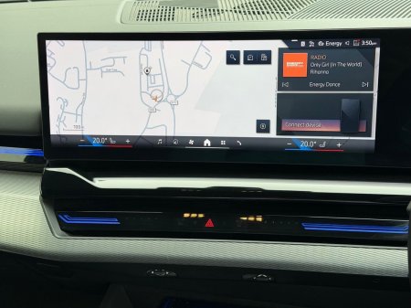2024 BMW 5-Series - photo 8