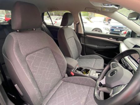 2021 Volkswagen Golf - photo 17