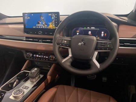 2026 Mitsubishi Outlander - photo 22