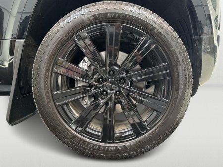 2026 Land Rover Defender - photo 30