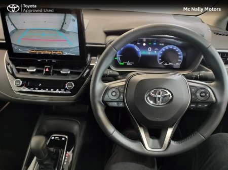 2025 Toyota Corolla - photo 9