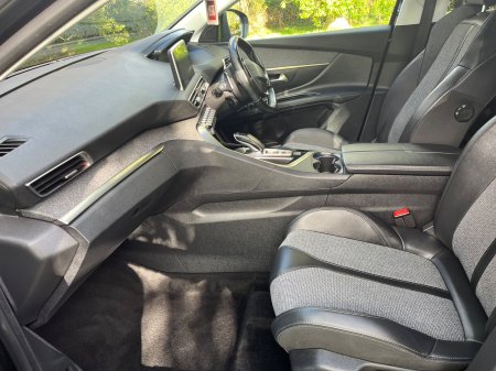 2019 Peugeot 5008 - photo 16