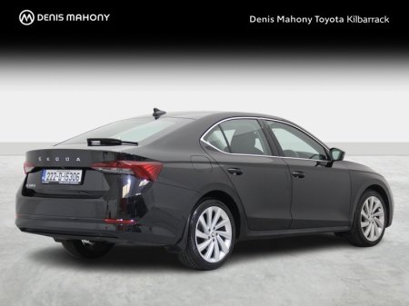 2022 Skoda Octavia - photo 2