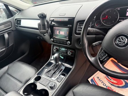 2012 Volkswagen Touareg - photo 5