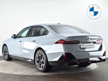 2026 BMW 5-Series - photo 2