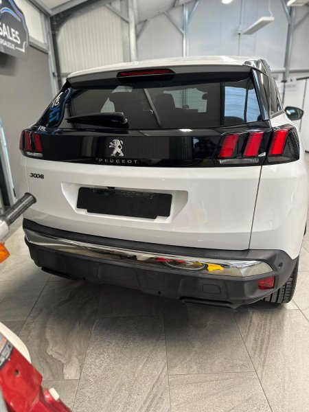 2017 Peugeot 3008 - photo 6