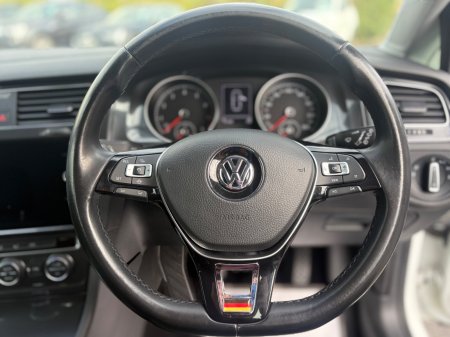 2019 Volkswagen Golf - photo 17
