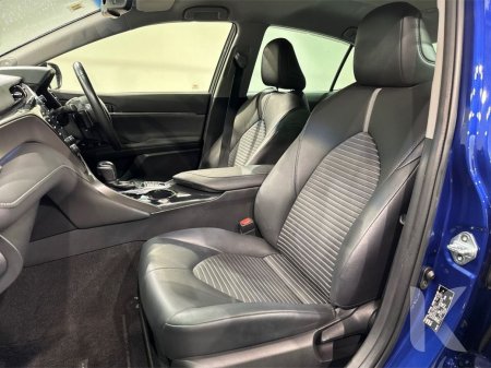 2019 Toyota Camry - photo 21