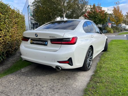 2021 BMW 3-Series - photo 16