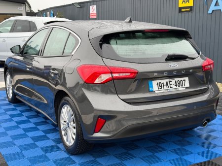 2019 Ford Focus - photo 6